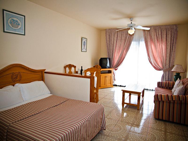 Fairways Club Otel Golf Del Sur Dış mekan fotoğraf